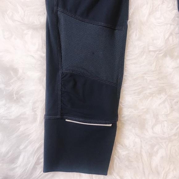 Athleta Gray Cropped Leggings - Picture 6 of 8